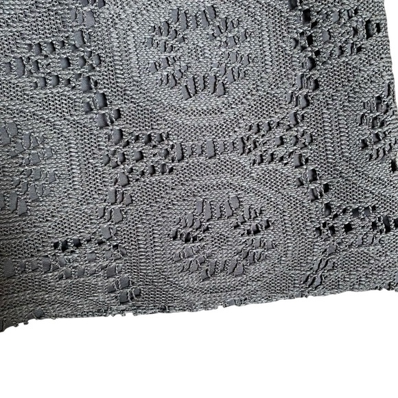 Adrianna Papell Gray Crochet Eyelet Sheath Dress — Size 6 Elegant Lined Classic - Picture 6 of 12